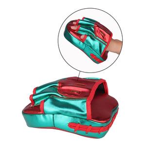 Pads de frappe en cuir confortables de haute qualité pour l'entraînement MMA et de boxe, logo personnalisé, design haut de gamme, meilleurs prix, focus mitts - Product Image 2