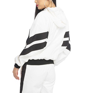 Vestes coupe-vent personnalisées pour femmes Vestes coupe-vent légères en nylon à fermeture éclair imperméable de couleur contrastée pour l'extérieur Vestes coupe-vent en nylon de grande taille - Product Image 2