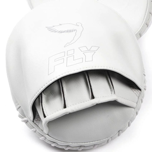 Cibles de frappe Fly Boxing en PU blanc, durables, pour l'entraînement en salle, l'entraînement et la pratique, et mitaines de frappe professionnelles en cuir pour le boxe - Product Image 2