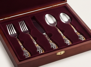Elegant Metal Flatware Set With <b>Gold</b> Accented Handles High <b>Mirror</b> Polish Rust Resistant For Wedding <b>Table</b> Use - Product Image 6