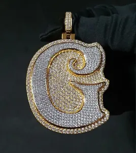 จี้ตัวอักษรหรูหราประดับเพชรโมอิสซาไนต์ สไตล์ฮิปฮอป ชุบทองคำแท้ ประดับเพชรเต็มตัว  จี้ตัวอักษรแบบสั่งทำพิเศษ ของขวัญเครื่องประดับชั้นดี - Product Image 1