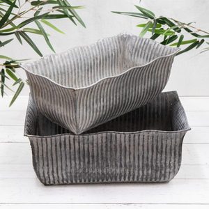 Hot Selling Dolly metal planters set Outdoor <b>plants</b> and flower décor Handmade metal planters <b>pots</b> Best Finishing Planters Set - Product Image 6