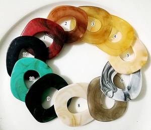 Cadena decorativa para colgar en la pared, hecha a mano con resina, color personalizado, peso ligero por unidad, disponible aquí. - Product Image 1