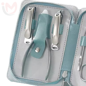 Juego Profesional de Manicura y Pedicura de Lujo de 7 Piezas con Cortaúñas 3 en 1, Portátil y Duradero, en Caja de Acero Inoxidable - Product Image 3