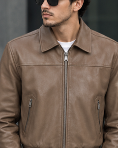 Chaqueta de Motociclista Casual para Hombre, de Cuero Sintético Marrón, con Capucha, Cuello Redondo, Cierre de Cremallera, Transpirable y de Secado Rápido - Product Image 3