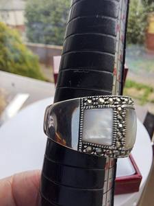 Anillo Vintage de Plata de Ley con Madreperla, Joyería Artesanal con Piedras Preciosas, Diseño Elegante para Mujer, Venta al Por Mayor para Exportación - Product Image 6