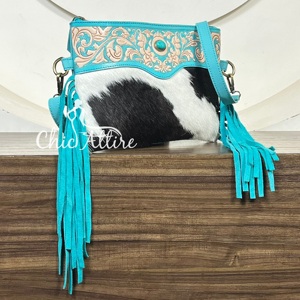 Nouveau sac à bandoulière en cuir de vachette véritable, style western, avec franges, motif floral gravé à la main, accent turquoise, pour femme - Product Image 1