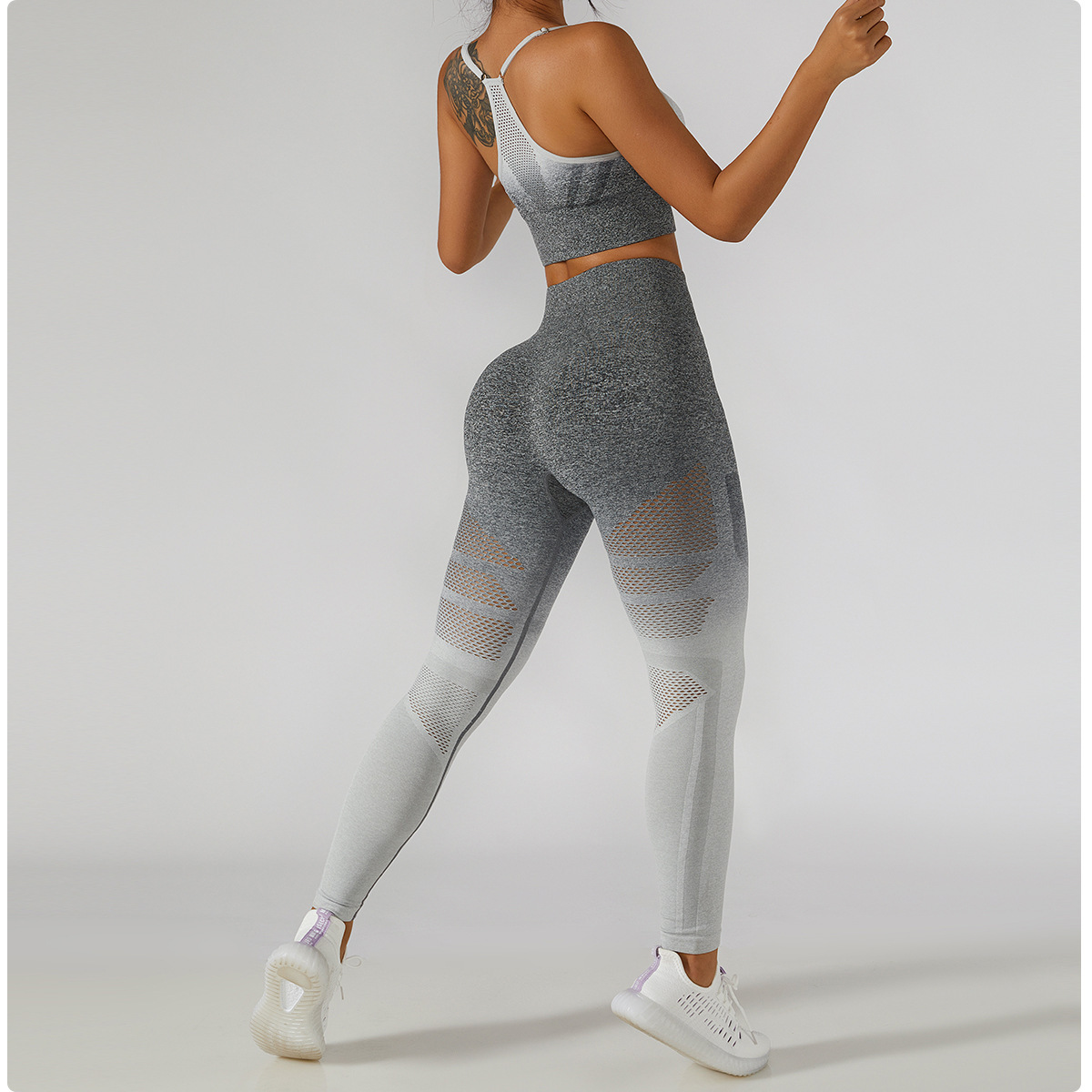 Women's Seamless Breathable Spandex/Nylon Eco-Friendly Quick Dry 2-Piece Sportswear Indoor Running Fitness Yoga Set