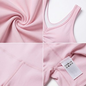 Ensemble de yoga 2 pièces rose : Crop top à col halter et fermeture éclair quart de tour, et Legging taille haute longueur intégrale, sans couture, extensible dans les quatre sens, en Spandex/Nylon - Product Image 2