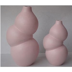 Pink Metal Modern <b>Table</b> <b>Vase</b> in Mat Pink Modern Decorative Metal Aluminium <b>Vase</b> Set of 2 Piece Modern <b>Table</b> Decor <b>Vase</b> - Product Image 2