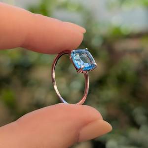 Anillo apilable solitario cuadrado de topacio azul, plata de ley 925, chapado en oro de 14 quilates, joyería duradera con piedras preciosas para mujer - Product Image 6