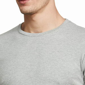 Ensemble de vêtements pour hommes en coton personnalisé pour l'été, OEM, avec t-shirt à manches courtes en coton respirant et short assorti - Product Image 4