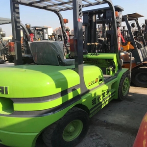 Carrello Elevatore HYUNDAI HC30E con Capacità di 3000KG, Macchina di Sollevamento Industriale Pronta all'Uso - Product Image 2