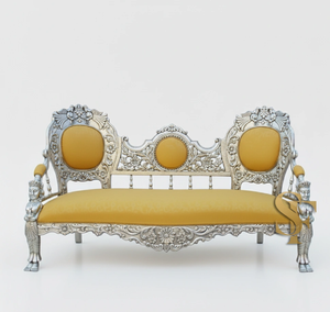 Lujoso conjunto de sofás de boda en satén dorado con respaldo de estilo corona con intrincados detalles tallados, disponible a precios de mayorista. - Product Image 5