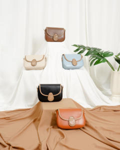 Bolso de Hombro/Bandolera Hody Ayana de Piel Sintética Premium, Correa Larga Trenzada, Cierre de Cremallera, Forro de Satén, Duradero y Grande - Product Image 1