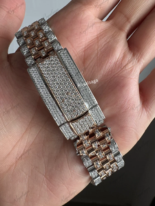 Customized VVS Moissanite Diamond Men and Women Watch Stainless Steel Gold Plated Roman Numeral Watch High Quality Watch - Product Image 4