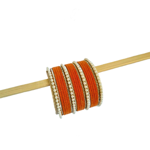 Bracelets ethniques pour femmes en velours orange avec perles d'imitation, ensemble de bracelets plaqués or, bracelets empilables pour mariage - Product Image 1