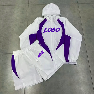 Conjunto de 2 piezas de ropa urbana: Sudadera con capucha de nailon con cremallera y pantalones cortos de chándal de poliéster con estampado personalizado para hombre - Product Image 1