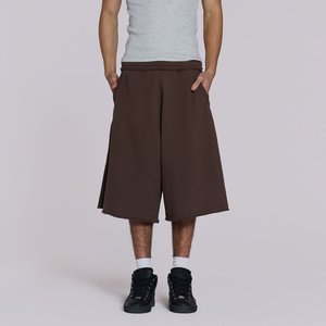 Shorts de survêtement en molleton de coton marron surdimensionnés pour hommes, style décontracté d'été avec poches, coupe classique, couleur unie tricotée - Product Image 1