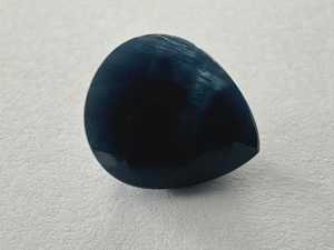 Saphir noir naturel taille poire, grande taille, pierre précieuse africaine de couleur nuit, extraite de la terre, pierre brute pour la fabrication de bijoux fins - Product Image 6