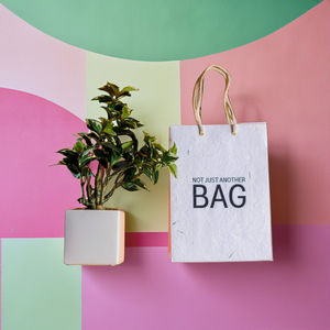 Sacs cadeaux en papier écologiques, faits à la main, personnalisables, impression de logo, utilisation pour les fêtes, poignée torsadée, sac de shopping biodégradable - Product Image 4