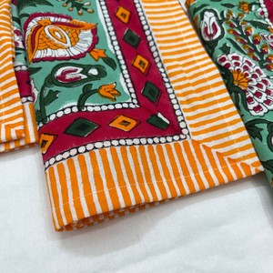 Serviette carrée florale indienne faite à la main, 100% coton pur, écologique, vintage, durable, biologique, personnalisable, imprimée au bloc - Product Image 2