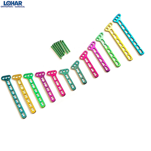 Ensemble professionnel de 12 plaques en T obliques en titane de qualité supérieure (3,5 mm) avec 50 vis LCP pour usage vétérinaire. - Product Image 6