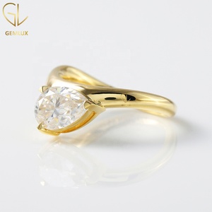 18K Gold Pear Cut Moissanite Diamond East To West <b>Solitaire</b> <b>Ring</b>, Minimalist Cuvred Engagement <b>Ring</b> for Women - Product Image 4