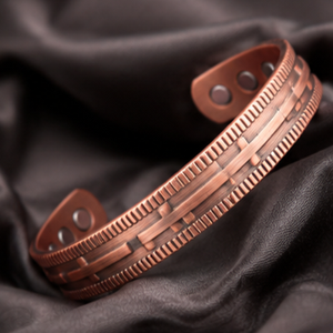 Rustic Vintage Ribbed Border Magnetic Pure Copper Band Fashionable Metal Jewelry Exquisite Embossed Design - Product Image 2