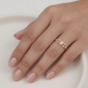 Bague en or massif avec diamant de laboratoire taille ronde en grappe ondulée 0,25 carat, clarté E, VVS, classique, coffret cadeau anniversaire, bague de fiançailles - Product Image 6