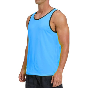 Camiseta sin mangas para hombre con ribete en contraste, mezcla de algodón y poliéster, ribete acanalado en el borde, detalles de color en la abertura de los brazos, chaleco deportivo. - Product Image 2