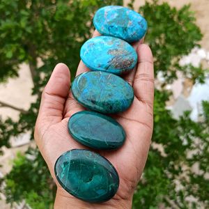 Pierre de palmier ovale en chrysocolle naturelle polie, cristal de guérison, Reiki, méditation, énergie d'amour, décoration religieuse, vente en gros Feng - Product Image 3