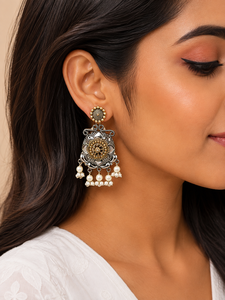 Pendientes Colgantes de Plata Oxidada Bicolor con Engaste de Bisel, Hechos a Mano, con Diseño Floral, Estilo Bohemio Indio, Proveedor Mayorista de Joyería |   Directo de Fábrica - Product Image 4
