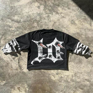 เสื้อยืดแขนคู่ทรงหลวม แต่งลายปักละเอียดอ่อน ลายพิมพ์แบบซับลิเมชั่นทั่วตัว สไตล์ทันสมัย - Product Image 3