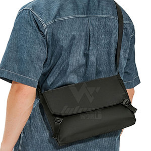 Mini Bolso Mensajero de Cuero, Bolso de Mano de Cuero de Pequeña Capacidad que Ofrece Comodidad, Durabilidad y Funcionalidad Diaria - Product Image 3