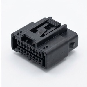 Fábrica de moldes de inyección de plástico especializada en componentes ligeros de PBT GF30 diseñados con moldes de PBT, herramientas rentables y PC. - Product Image 1