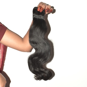 Extensiones de Cabello Humano Remy Indio de Onda Corporal de la Mejor Calidad, Corte Recto, Densas en las Puntas, Doble Trama a Máquina para un Acabado Impecable en Salón - Product Image 1