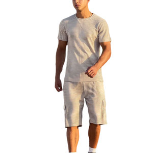Conjunto de Camiseta y Pantalones Cortos Deportivos de Verano para Hombre, Diseño Personalizado, Transpirable, de Secado Rápido, al por Mayor - Product Image 1