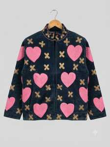 Manteau bomber matelassé réversible pour femme en velours d'hiver, broderie à motif cœur peinte à la main, extérieur en coton, doublure en polyester. - Product Image 4