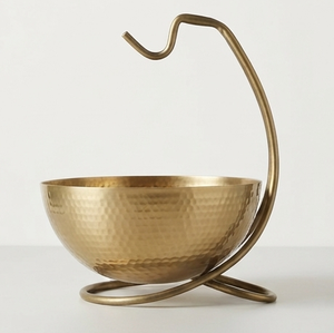 Corbeille à fruits métallique au design géométrique, finition martelée dorée, élégante, pour présentation sur table - Product Image 3