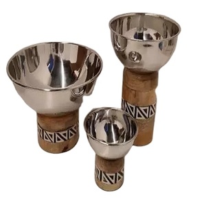 Ensemble Unique de 3 bols de service en bois et en métal avec support de forme ronde pour ustensiles de cuisine vaisselle d'hôtel Dates bols de fruits secs - Product Image 1