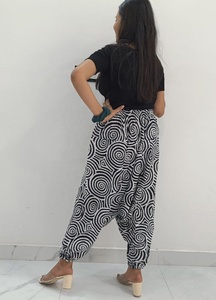 Pantalon Harem Ample Imprimé Animal Vintage avec Dentelle Taille Haute et Cordon de Serrage Respirant Écologique 100% Coton Style Bohème Estival - Product Image 2