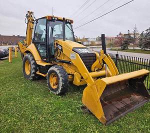 Chargeuse-pelleteuse CAT420F d'occasion à prix d'usine, moteur Kubota, prix réduit, machine agricole et de construction en état de marche - Product Image 3