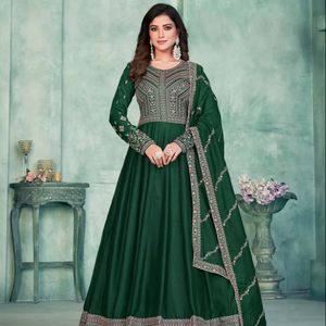 Traje Anarkali Moderno de Seda Bordada, Semi-Cosido, para Fiestas, Bodas y Diwali - Product Image 1