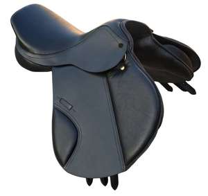 Silla de Montar Inglesa de Cuero Negro Premium con Asiento Profundo y Acolchado Suave para Equitación Profesional y Entrenamiento - Product Image 1