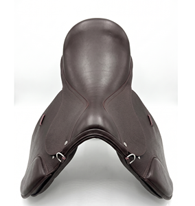 Equipo de equitación personalizado de doma clásica en cuero sintético con armazón de madera, tamaño completo, cómodo y duradero, para salto, con detalles de latón. - Product Image 3