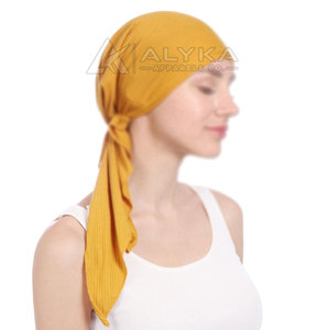 Bandana de luxe imprimé sur mesure avec des couleurs résistantes à la décoloration, tissu 100% soie pour une utilisation en extérieur et en aventure - Product Image 6