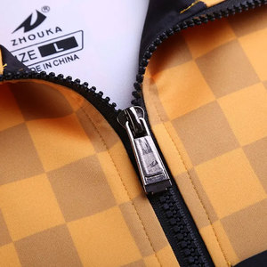 Ensemble de survêtement de maternité à carreaux dorés de qualité supérieure pour hommes |   Veste zippée et pantalon de jogging en obsidienne noire unie, sublimation personnalisée, pour équipes sportives - Product Image 3