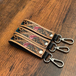 Porte-clés en cuir usiné à la main porte-clés en cuir véritable porte-clés personnalisé porte-clés Western Cowgirl Carkey Wristlet - Product Image 4