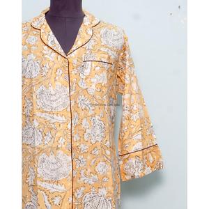 Chemise kimono mi-longue bohème pour femmes indiennes, élégante, en coton, pour dormir, avec ceinture à nouer, boutons décoratifs, style doux, moderne et simple - Product Image 2